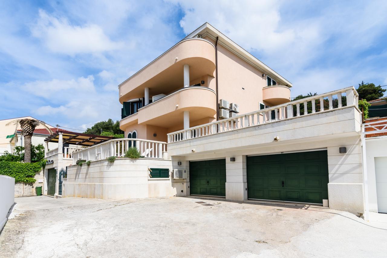 Villa Lavandula With Heated Swimming Pool Trogir Kültér fotó